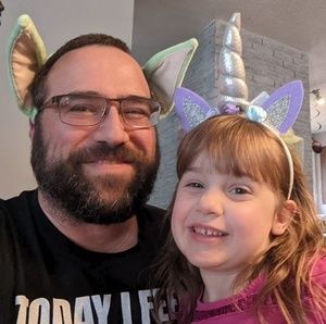 Meet your Posher, Raymond